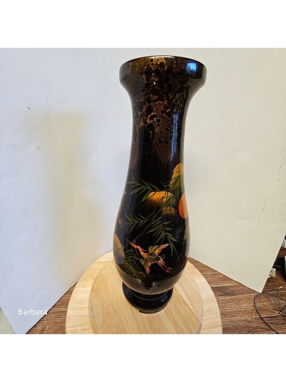 Vintage Japanese-style Hand-painted Lacquered Flying Cranes Vase - Picture 3 of 16